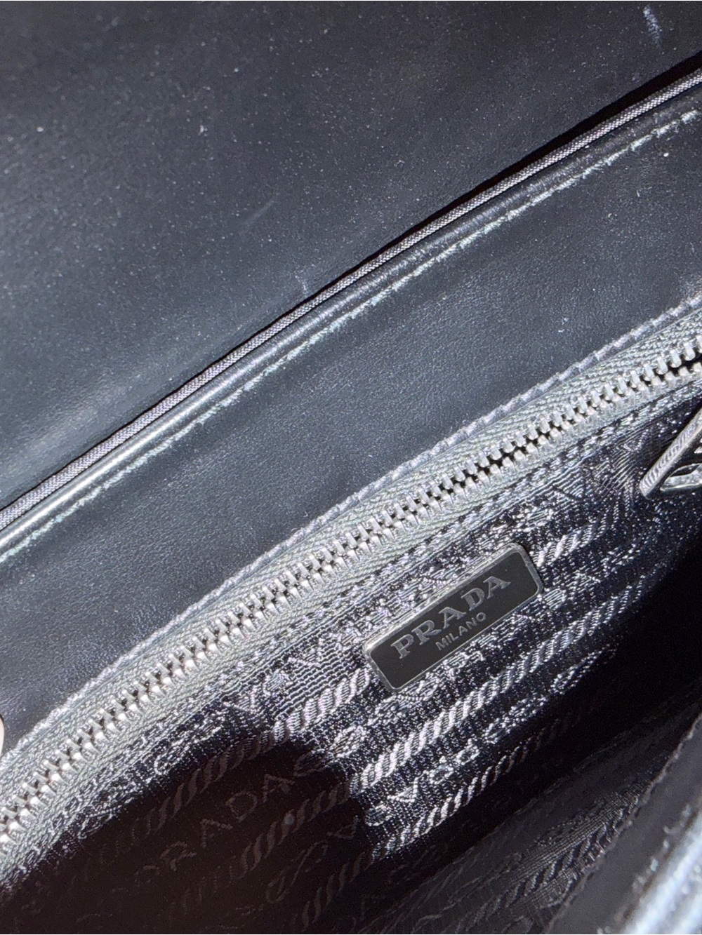 Prada crossbody / shoulder bag - Picture 7 of 12